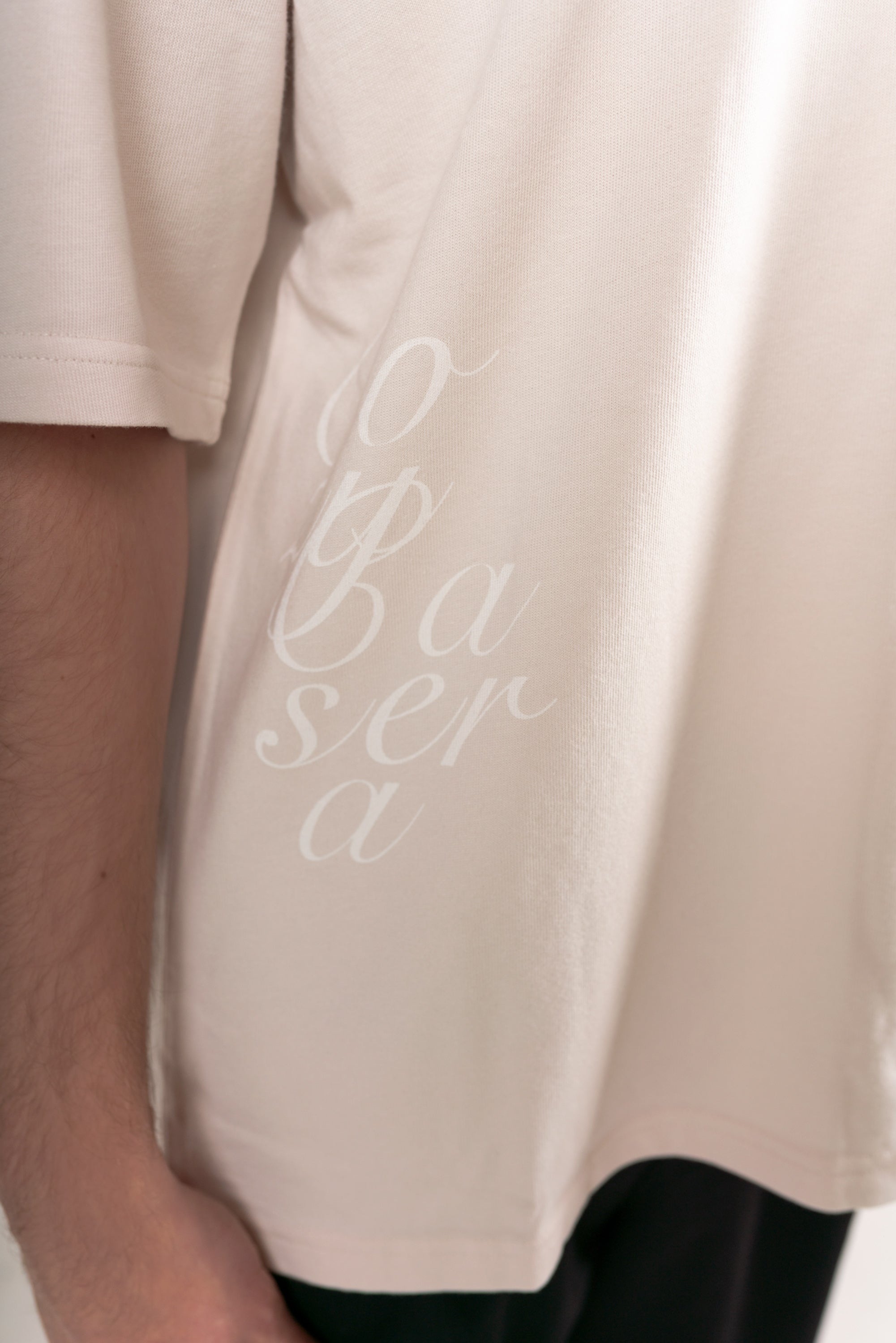 Oversized FlowerNecklace Tee