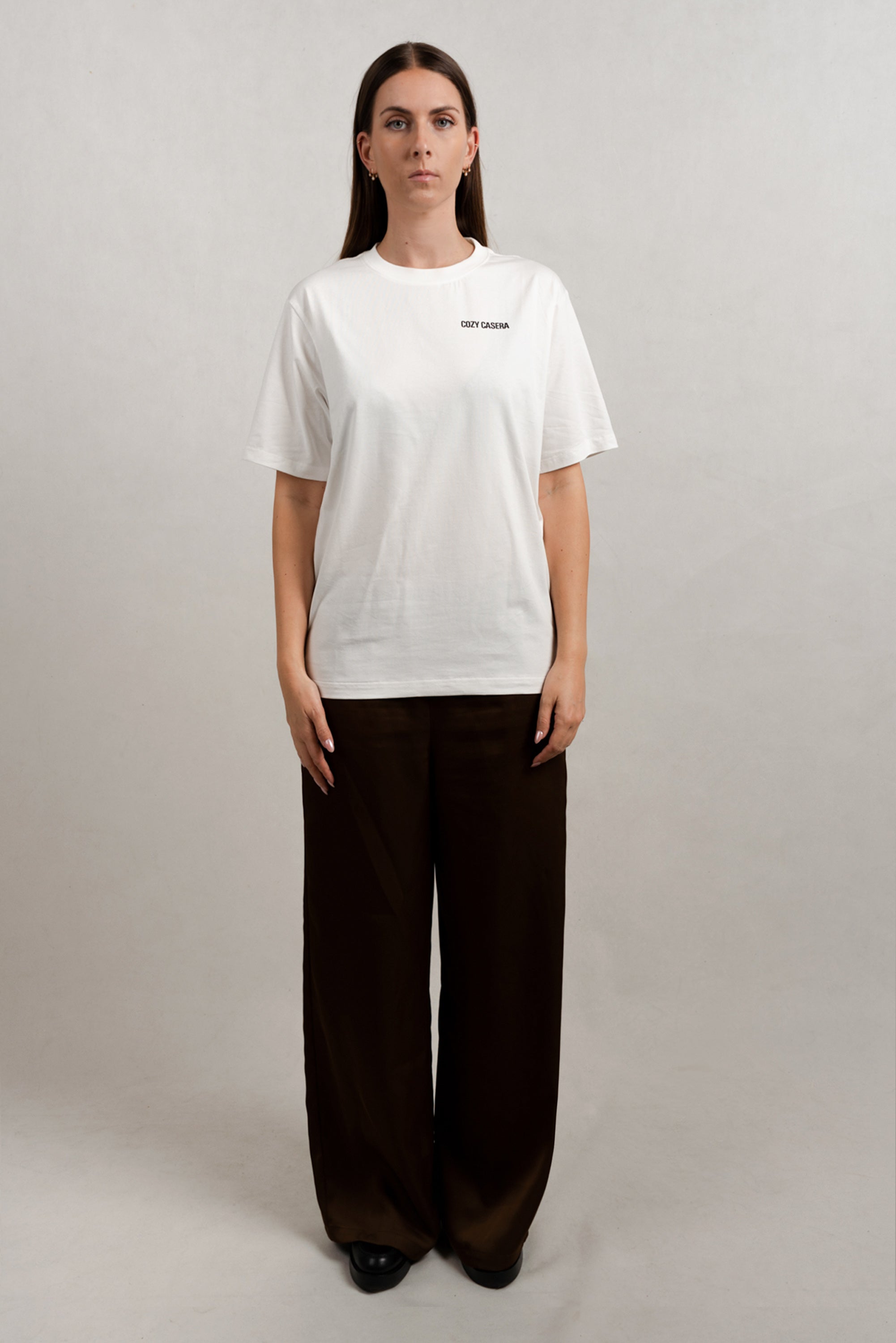 Cozy Casera Essential Tee Hvid