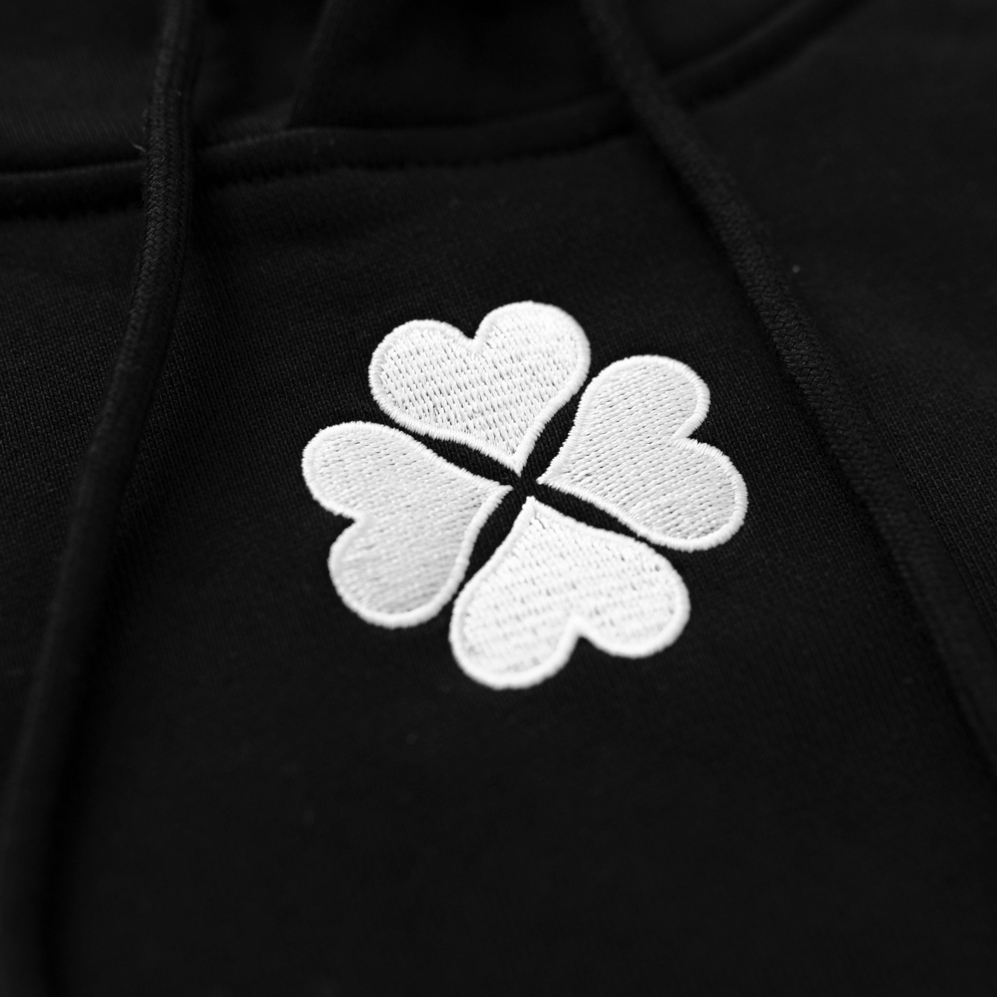 FlowerHearts Hoodie - Cozy Casera