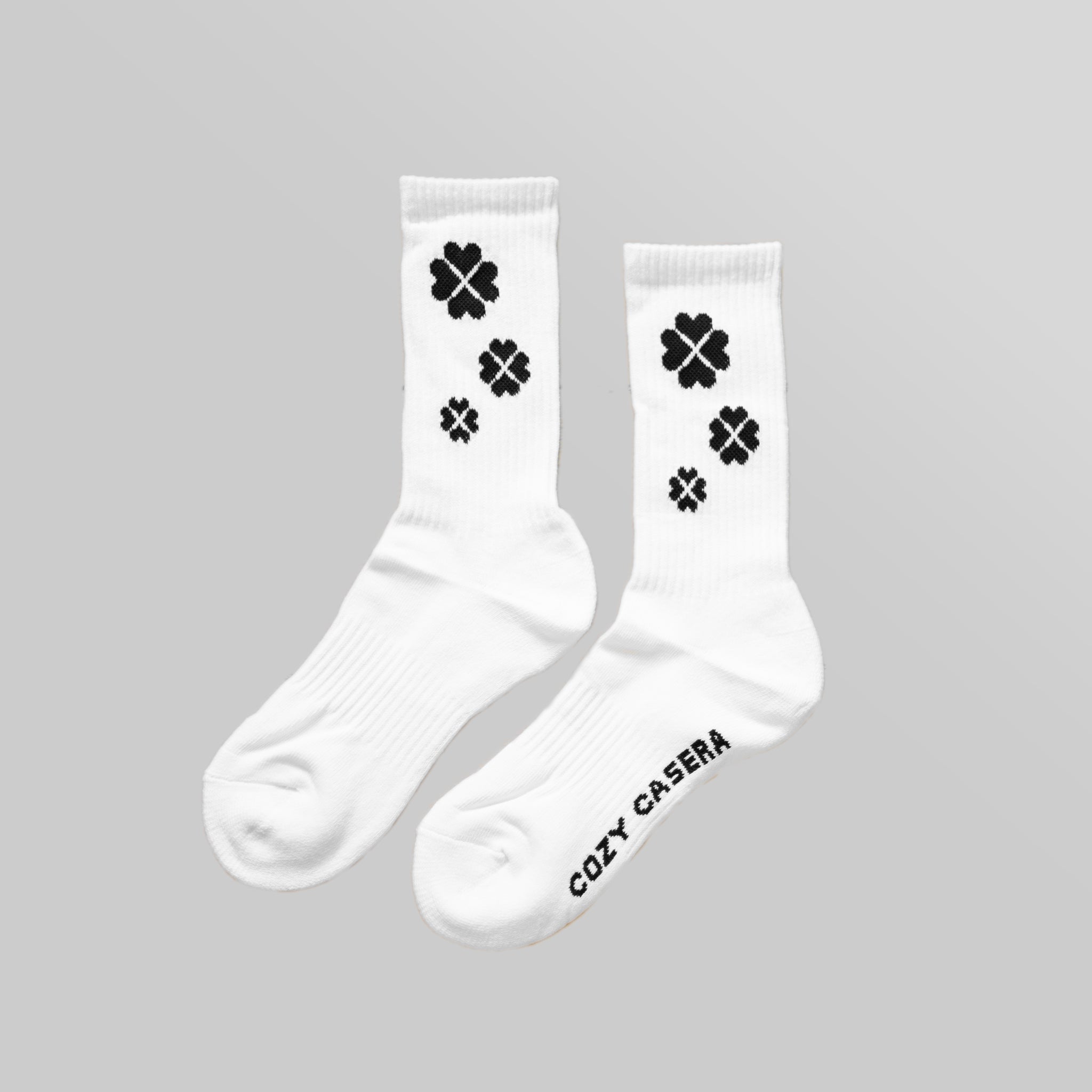 White Tri - Flower Socks 2.0 - Cozy Casera